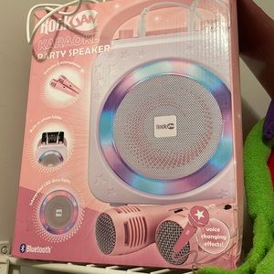 Karaoke with two mic